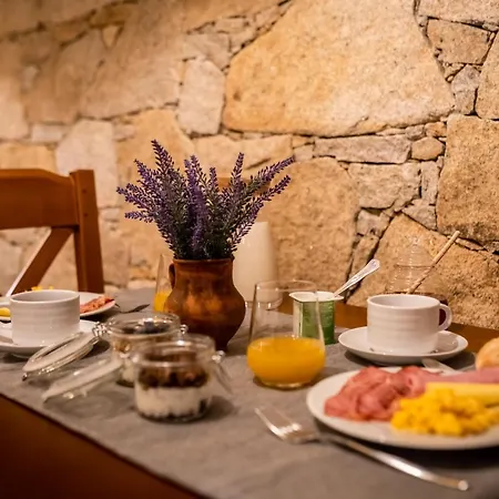 Quinta Oliveiras Hotel *